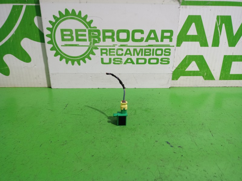 Recambio de sensor para volkswagen golf vi (5k1) advance referencia OEM IAM 5K0959351  
