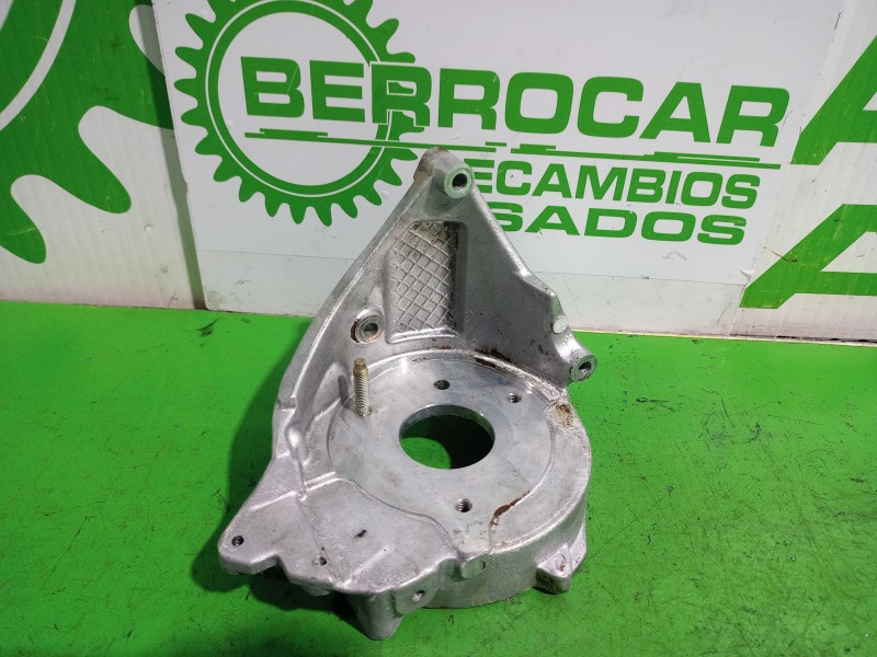 Recambio de soporte bomba inyeccion para peugeot partner (s1) 2.0 hdi cat referencia OEM IAM 96389217  