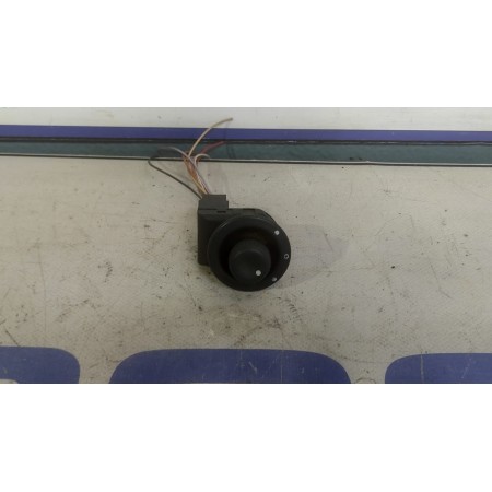 Recambio de mando retrovisor para renault megane ii classic berlina 1.5 dci diesel referencia OEM IAM 7700847433  