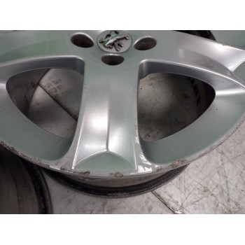 Recambio de juego llantas para peugeot 407 2.0 16v cat referencia OEM IAM AS7G03  