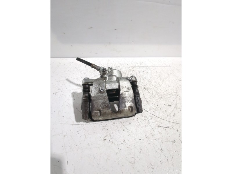 Recambio de pinza de freno delantera derecha para lancia musa (350_) 1.4 (350.axf1a) referencia OEM IAM 77364648  