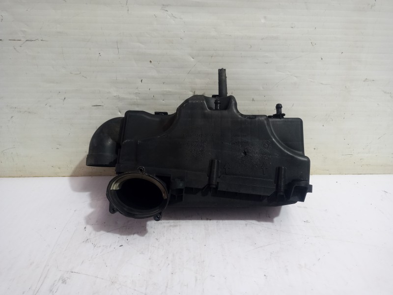 Recambio de caja filtro aire para peugeot 207 confort referencia OEM IAM 9663365980  