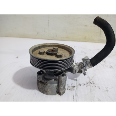 Recambio de bomba direccion para peugeot bipper tepee basis referencia OEM IAM 26081093  