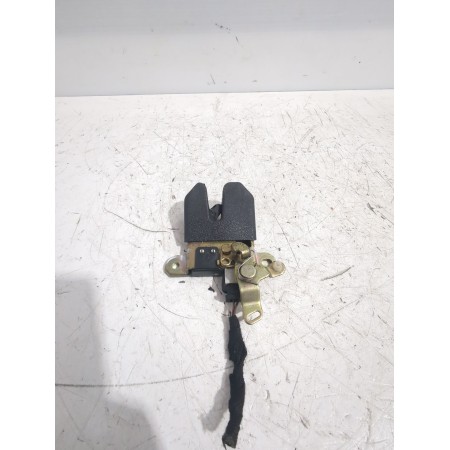Recambio de cerradura maletero / porton para volkswagen passat b5.5 (3b3) 1.9 tdi referencia OEM IAM 3B5827505  