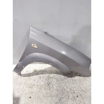 ALETA DELANTERA DERECHA 