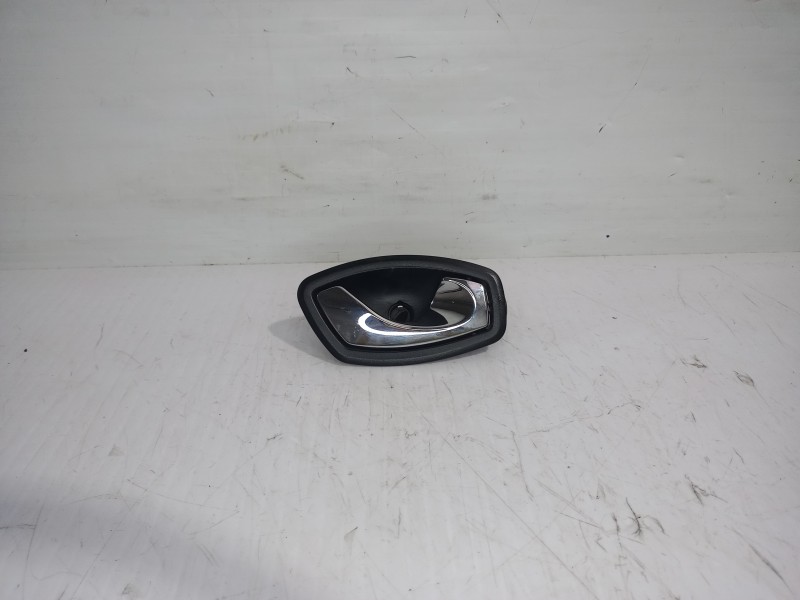 Recambio de maneta interior delantera derecha para renault scenic iii bose edition referencia OEM IAM 826720001R  