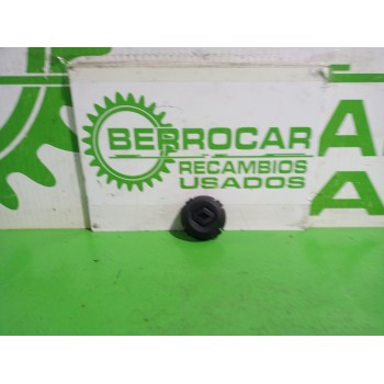 TAPACUBOS 7700438116 