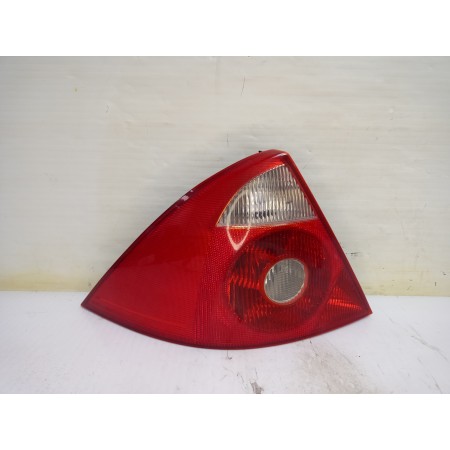 Recambio de piloto trasero izquierdo para ford mondeo berlina (ge) ghia (06.2003) (d) referencia OEM IAM 1371859  