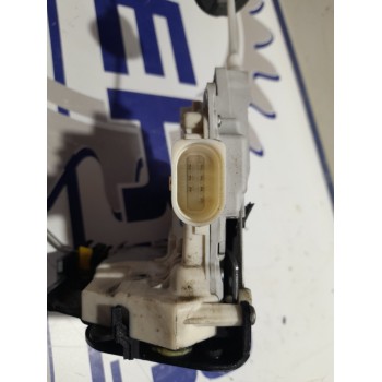 Recambio de cerradura puerta trasera derecha para seat exeo berlina (3r2) 2.0 tdi referencia OEM IAM 8E0839016  