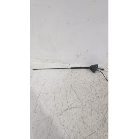 Recambio de antena para hyundai tucson (jm) 2.0 crdi referencia OEM IAM V300521E  