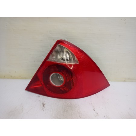 Recambio de piloto trasero derecho para ford mondeo berlina (ge) ghia (06.2003) (d) referencia OEM IAM 1371852  