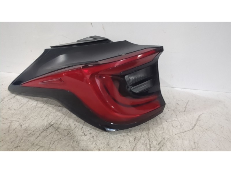 Recambio de piloto trasero izquierdo para toyota yaris (_p21_, _pa1_, _ph1_) 1.5 hybrid (mxph11) referencia OEM IAM 81561K0040  