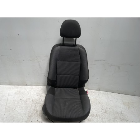 Recambio de asiento delantero derecho para peugeot 207 confort referencia OEM IAM 8845QL  