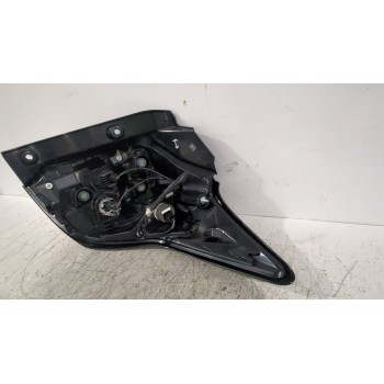 Recambio de piloto trasero izquierdo para toyota yaris (_p21_, _pa1_, _ph1_) 1.5 hybrid (mxph11) referencia OEM IAM 81561K0040  