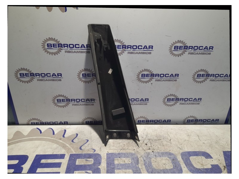 Recambio de moldura lateral para skoda spaceback (5h) 1.6 tdi referencia OEM IAM 5JA853289  