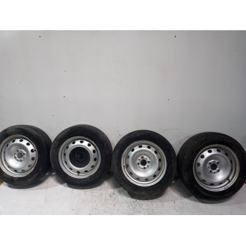 Recambio de juego llantas para peugeot bipper tepee basis referencia OEM IAM 5401T2  