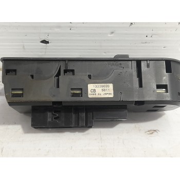 Recambio de mando elevalunas delantero izquierdo para opel astra h ber. 1.7 16v cdti referencia OEM IAM 13228699  