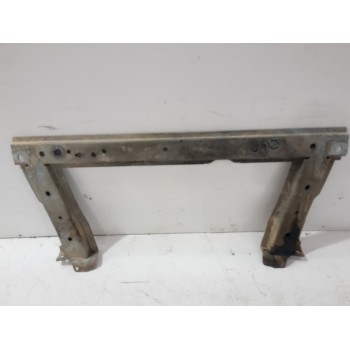 Recambio de travesaño inferior para renault scenic ii authentique referencia OEM IAM 8200761565  