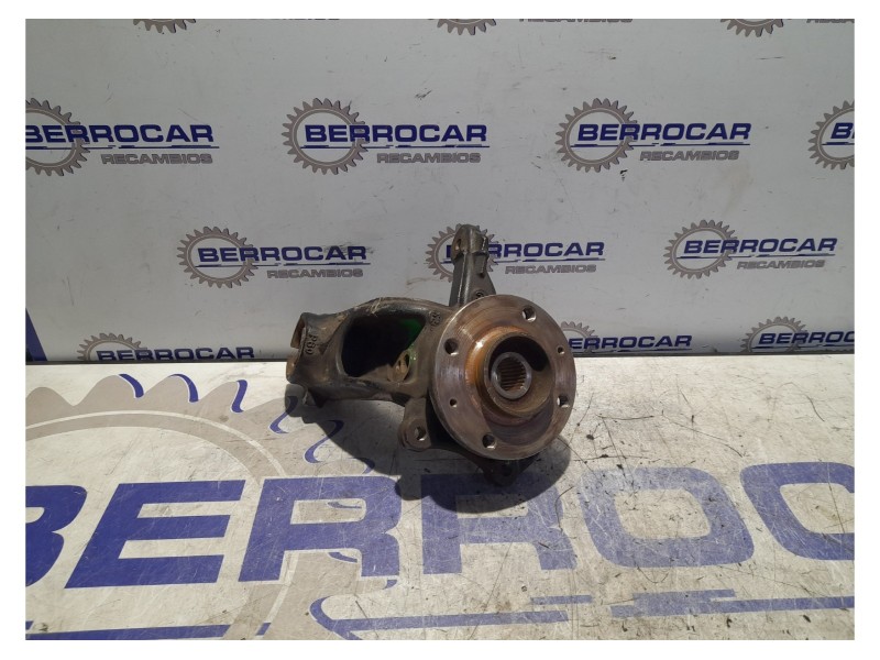 Recambio de mangueta delantera para peugeot 208 1.6 blue-hdi fap referencia OEM IAM 5JA837916  