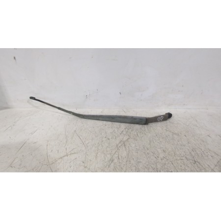 Recambio de brazo limpia delantero derecho para hyundai tucson (jm) 2.0 crdi referencia OEM IAM F00S510142  