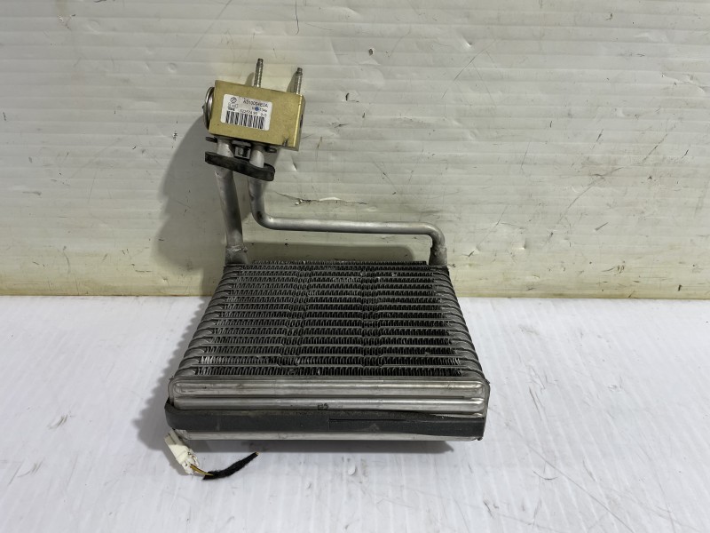Recambio de evaporador aire acondicionado para fiat 500 cabrio (150) aniversario referencia OEM IAM A310004E0  