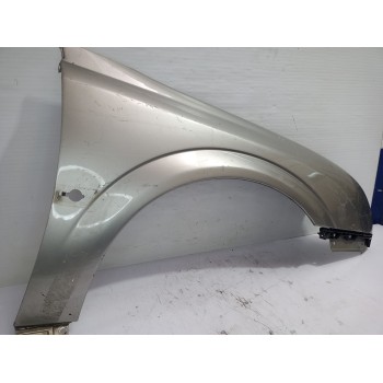 Recambio de aleta delantera derecha para opel vectra c berlina essentia referencia OEM IAM 93172025  