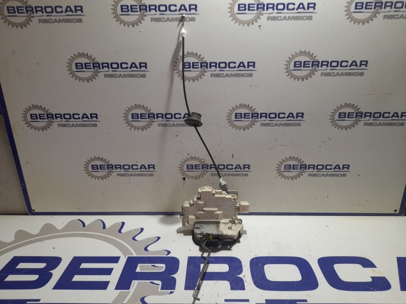 Recambio de cerradura puerta delantera derecha para seat exeo berlina (3r2) 2.0 tdi referencia OEM IAM 8E1837016  