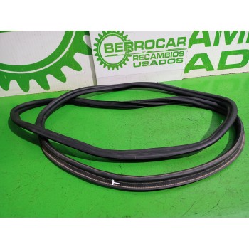 Recambio de goma contorno para volkswagen golf vi (5k1) advance referencia OEM IAM 1K6827705B  