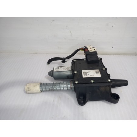 Recambio de freno de mano electrico para peugeot 3008 style referencia OEM IAM 9673094880  