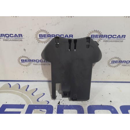 Recambio de moldura para renault megane iii sport tourer 1.6 dci diesel fap referencia OEM IAM 484720003R  