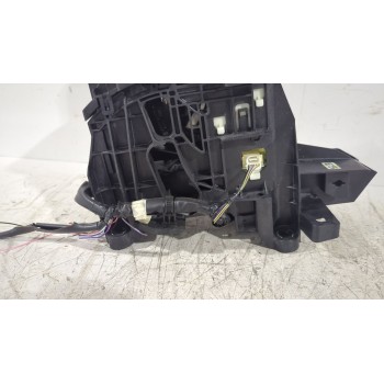 Recambio de palanca cambio para toyota yaris (_p21_, _pa1_, _ph1_) 1.5 hybrid (mxph11) referencia OEM IAM 33560F4050  