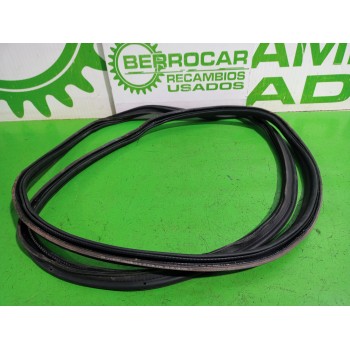 Recambio de goma contorno para volkswagen golf vi (5k1) advance referencia OEM IAM 1K6827705B  