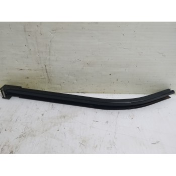 Recambio de riel de puerta corredera para peugeot bipper tepee basis referencia OEM IAM 9033Z4  