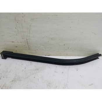 Recambio de riel de puerta corredera para peugeot bipper tepee basis referencia OEM IAM 9033Z4  