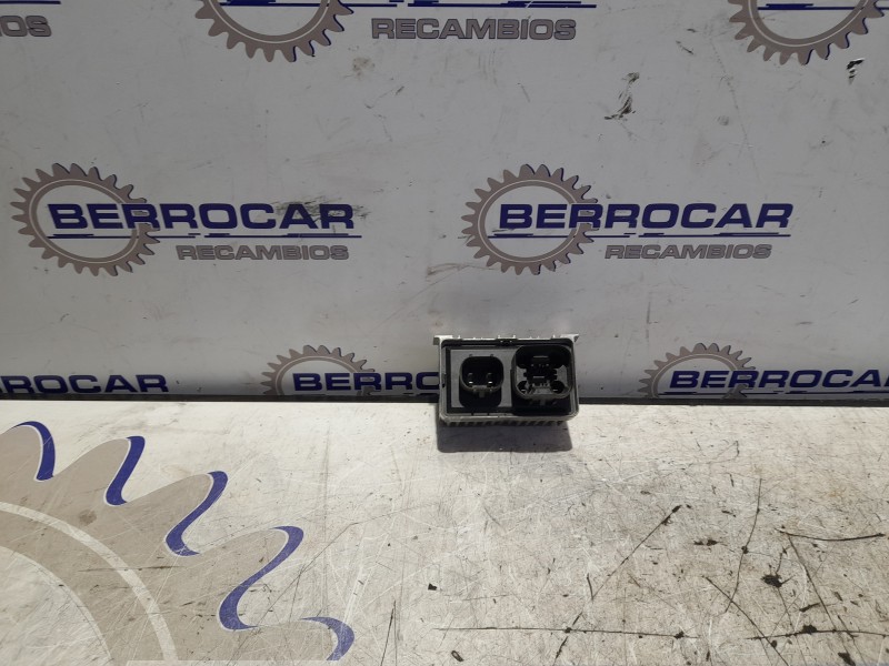 Recambio de caja precalentamiento para opel astra gtc 1.4 16v referencia OEM IAM 55574293  