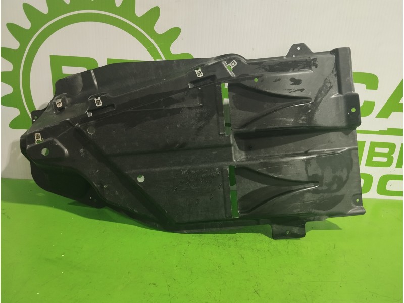 Recambio de protector deposito combustible para bmw x3 (e83) 2.0 16v diesel cat referencia OEM IAM 51713417402  