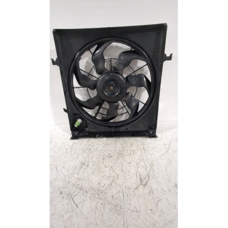 Recambio de electroventilador para kia cee´d hatchback (ed) 1.6 crdi 90 referencia OEM IAM 253801H680  