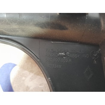 Recambio de moldura para renault megane iii sport tourer 1.6 dci diesel fap referencia OEM IAM 682600003R  