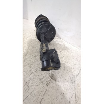 Recambio de amortiguador delantero izquierdo para hyundai tucson (jm) 2.0 crdi referencia OEM IAM 546512E500  
