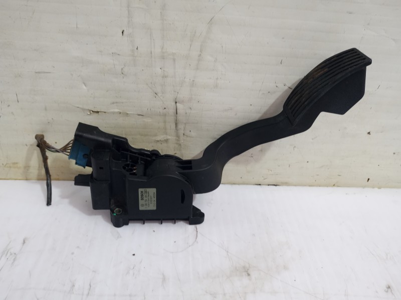 Recambio de pedal acelerador para peugeot bipper tepee basis referencia OEM IAM 0280755105  