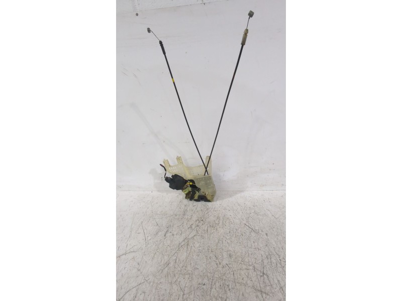 Recambio de cerradura puerta trasera derecha para hyundai tucson (jm) 2.0 crdi referencia OEM IAM 814202E010  