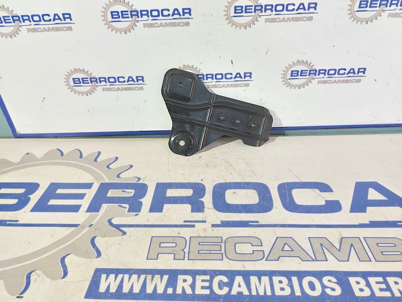 Recambio de soporte para opel insignia berlina 2.0 16v cdti referencia OEM IAM 13310744  