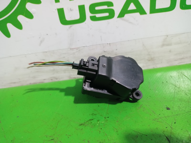 Recambio de motor apertura trampilla para citroën c4 berlina 1.6 16v hdi referencia OEM IAM B5783U  