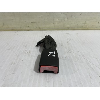 Recambio de enganche cinturon trasero izquierdo para fiat 500 cabrio (150) aniversario referencia OEM IAM 34045525  
