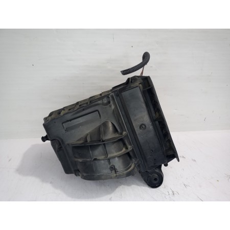 Recambio de caja filtro aire para renault scenic iii bose edition referencia OEM IAM 8200947663  