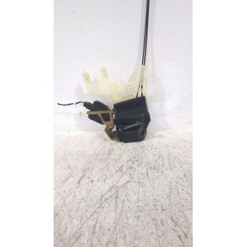 Recambio de cerradura puerta trasera izquierda para hyundai tucson (jm) 2.0 crdi referencia OEM IAM 814102E010  