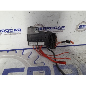 Recambio de caja reles / fusibles para seat mii (kf1) 1.0 referencia OEM IAM 6R0937550A  