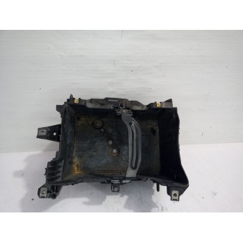 Recambio de soporte bateria para renault scenic iii bose edition referencia OEM IAM 244289148R  
