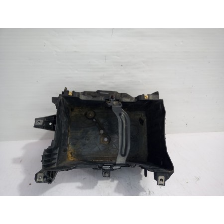 Recambio de soporte bateria para renault scenic iii bose edition referencia OEM IAM 244289148R  