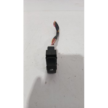 Recambio de mando elevalunas trasero derecho para hyundai tucson (jm) 2.0 crdi referencia OEM IAM 935802E100LM  